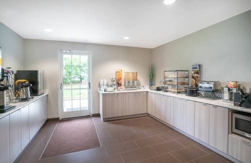 Bellevue Hotel | Quality Inn & Suites Nashville - Bellevue