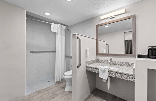 Ocala Hotel | Quality Inn & Suites Ocala I-75