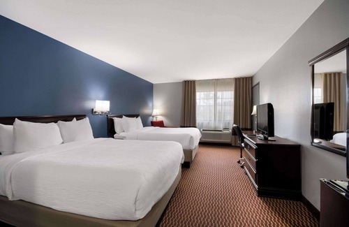 Oklahoma City Hotel | Quality Inn & Suites Oklahoma City North
