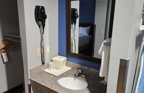Oklahoma City Hotel | Quality Inn & Suites Oklahoma City North