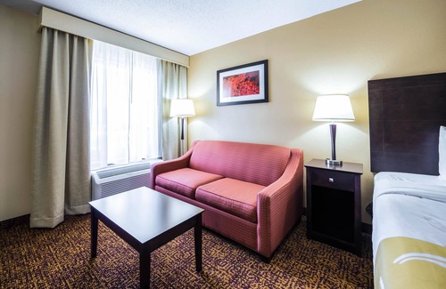 Dillon Hotel | Quality Inn & Suites
