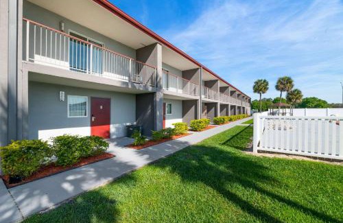 Wildwood Hotel | Quality Suites Wildwood - The Villages