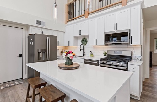 Whitefish Casa | Quarry B10 - Stunning Quarry unit w/ access to community pool, spa , gym & more!