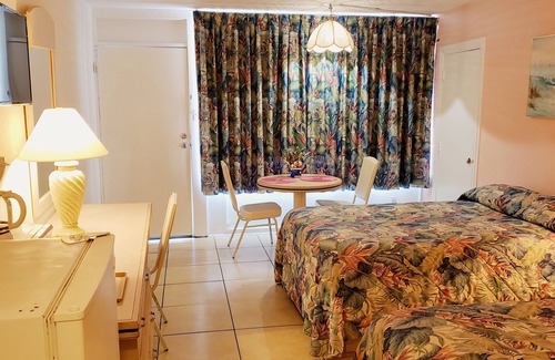 Cape May - Wildwood Hotel | Quarterdeck Motel