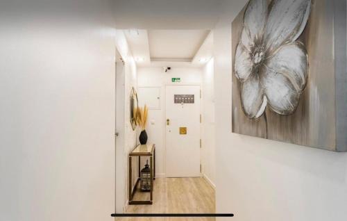 Reboleira Casa | Quarto com casa de banho privativo