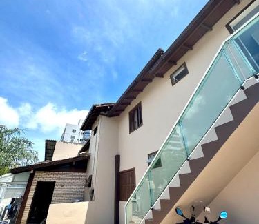 Itacorubi Casa | Quarto em Florianópolis