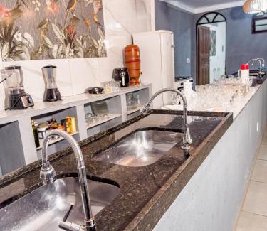 Aracas Casa | Quarto na Casa Araçás