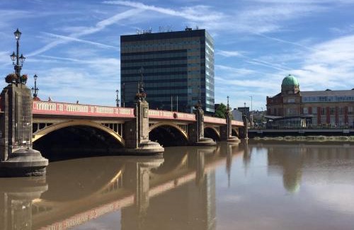 Newport Apartamento | Quay Apartments Clarence House