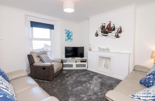 Brixham Casa | Quayside View