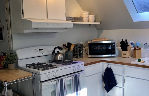 West Queen Anne Apartamento | Queen Anne Farmhouse - Upper Unit