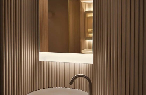 Bowery Hotel | Queen Room, Public - New York, Sophisticated Design, Near Broadway Theaters