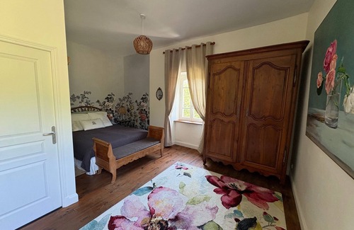 Entraygues-sur-Truyere Casa | Queen-Superior-Habitación con desagüe-Vista al Parque