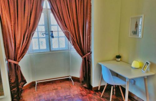 Kampung Sungai Nibong Casa | Queensbay Mall, Up to 6 Pax, 3 Bedrooms, 2 Bathrooms, 1 Car Park by Star Home