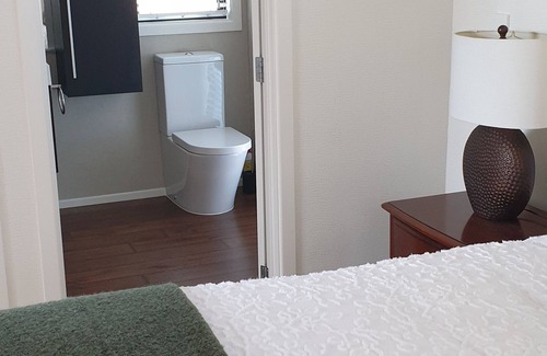 Hamilton Casa | Queenwood, Private Quiet Guest House
