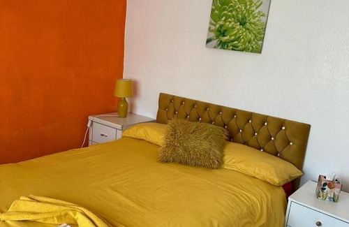 Crawley Cama Y Desayuno | Quick Stop Night Stay - Gatwick