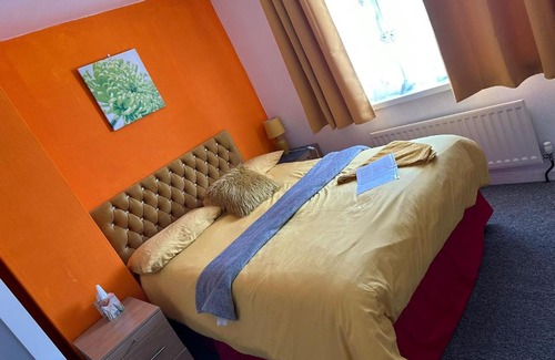 Crawley Cama Y Desayuno | Quick Stop Night Stay - Gatwick