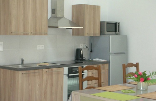 Chateaudun Cabaña | Tranquila casa de campo de 60 m² en el centro de la ciudad en un entorno verde