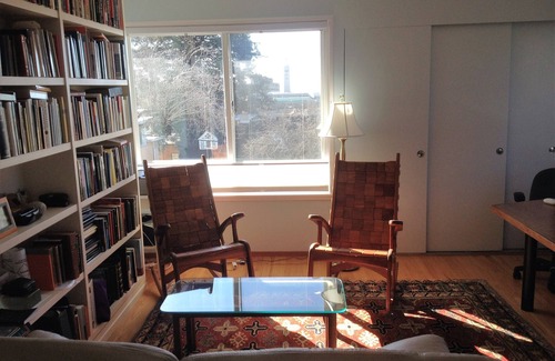 Northside Casa | Tranquila casa de 2100 pies cuadrados, 4 cuadras de Cal campus, 5 al ghetto gourmet, excelentes vistas