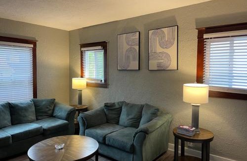 Lansing Casa | Quiet 3 Bedroom home Near downtown