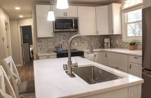 Madison Casa | Quiet 3-bedroom renovated house with central air in Nashville
