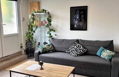 Athis-Mons Apartamento | Quiet accommodation facing the forest 10 min from Orly airport near Paris