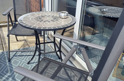 Mitte Apartamento | Quiet and central vacation apartment with carport