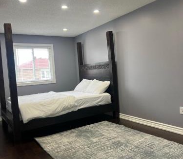 Markham Casa | Quiet and Contemporary Home