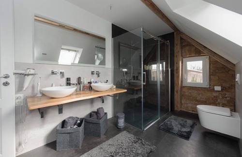 Wustrau Casa | Quiet and stylish vacation idyll: semi-detached house with pool and fireplace, 800 m to the lake