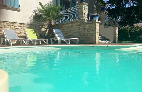 Rognonas Casa | Tranquilidad y tranquilidad cerca de los alpilles en esta casa con piscina.
