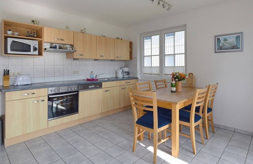 Ostseebad Prerow Apartamento | Apartamento tranquilo, situado cerca del centro, con jardín de uso comunitario.
