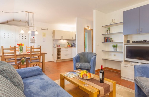 Kreptitz Apartamento | apartamento tranquilo cerca de la playa en la planta superior incl. Piscina cubierta / sauna, etc.