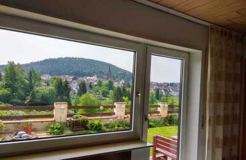 Esthal Apartamento | Apartamento tranquilo con bonitas vistas.