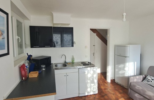 Lille-Moulins Apartamento | Quiet apartment with private garden and parking space
