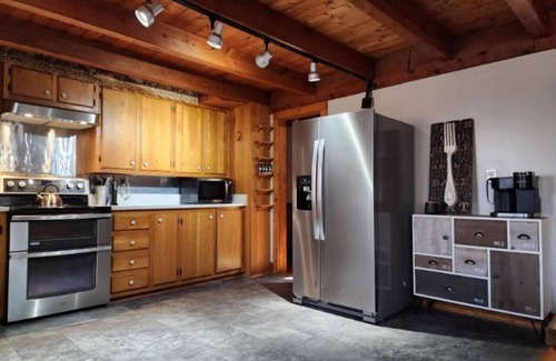 Barium Springs Cabina | Quiet Cabin Near Mooresville, NC