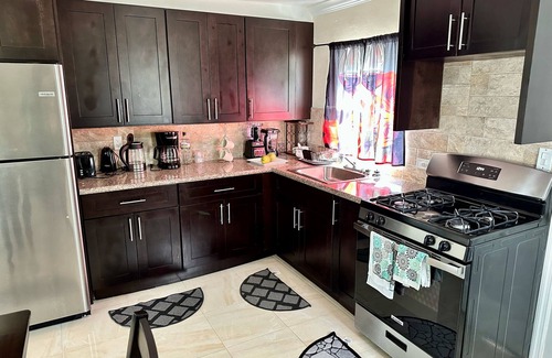 Farmer's Hill Apartamento | QUIET, CLEAN, CALM, BEAUTIFUL.