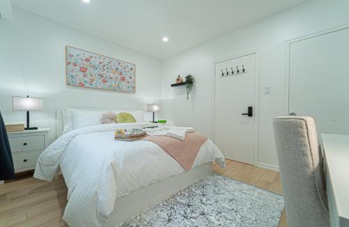 Bathurst Manor Casa | Quiet & Comfortable Double Private Room, Free Parking