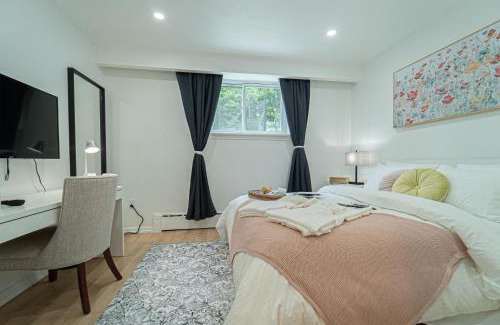Bathurst Manor Casa | Quiet & Comfortable Double Private Room, Free Parking