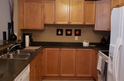 Ashton Creek Condominio | Quiet condo at beautiful Mabel Lake