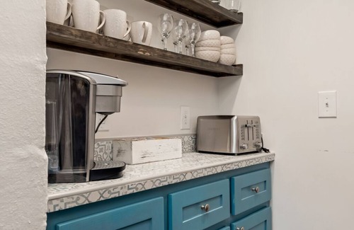 Franklin Cabaña | Quiet cottage near the heart of Downtown Franklin, TN