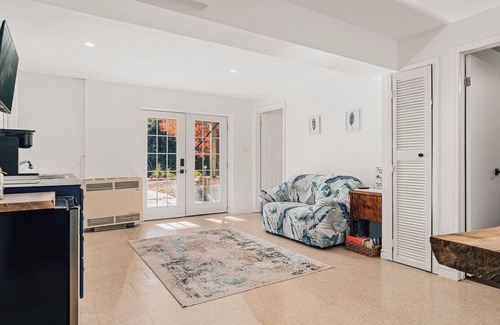 Perry Cabaña | Quiet cottage on private lot minutes from town. Boater or snowmobieler delight!