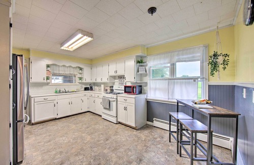 Elizabethville Casa | Quiet Elizabethville Home w/ Fire Pit + Views