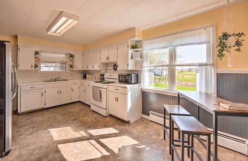 Elizabethville Casa | Quiet Elizabethville Home w/ Fire Pit + Views