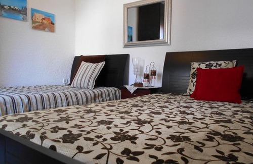 Psakoudia Apartamento | Quiet family apt, 10m from the beach