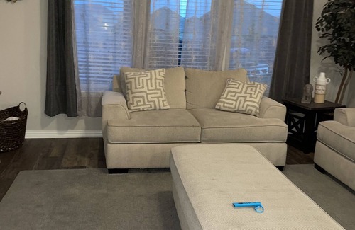 Fort Worth Casa | Quiet Golf Community 2bedroom Office home Pet Friendly