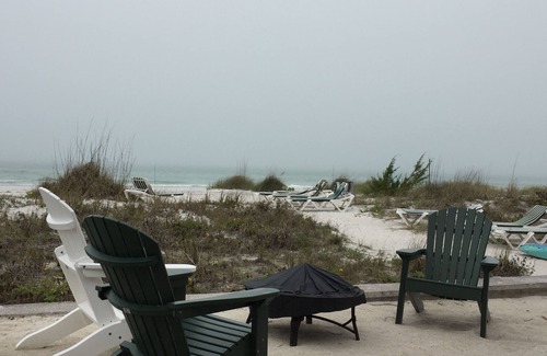 Indian Shores Villa | Sand Glo Villas - Cabañas del patio