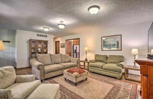 Acworth Casa | Quiet Home with Fire Pit - 1 Mi to Downtown Acworth!