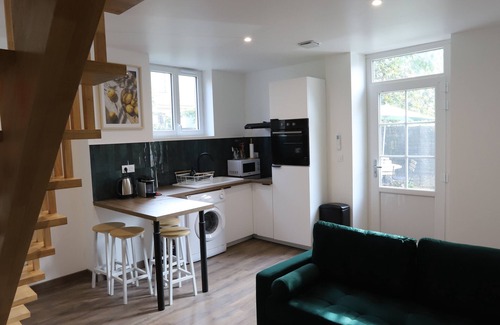 Brive-la-Gaillarde Casa | Quiet house near train station & town center. Pets welcome!