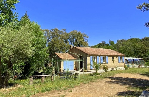 Talasani Casa | Quiet house in nature, large swimming pool,beach 2 kms away,3 bedrooms, sea view