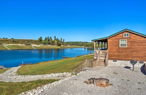 Mammoth Cave Cabina | Quiet Lakefront Escape w/ Fire Pit, Trails & Dock!