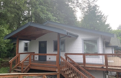 Gig Harbor Apartamento | Quiet Modern Apartment on Tidal Estuary near Shops/Parks